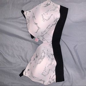 Victorias Secret Wireless Bra